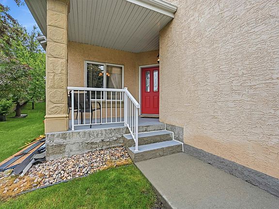 3rd image of 577 Butterworth Way NW #1