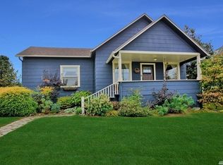 614 Dayton St, Edmonds, WA 98020