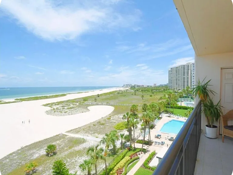 1270 Gulf Blvd — Photo 1