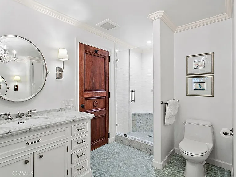 1010 Emerald Bay — Photo 54