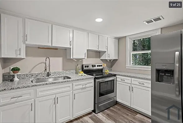 110 Greenforest Cir #C — Photo 17