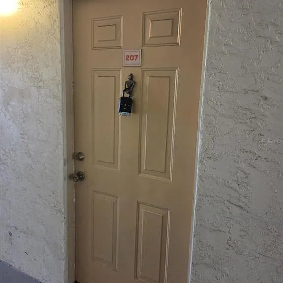 820 Camargo Way #207 — Photo 3