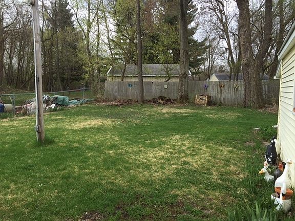 4th image of 1242 Barclay Dr