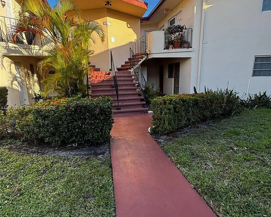 1601 NE Miami Gardens Dr #103