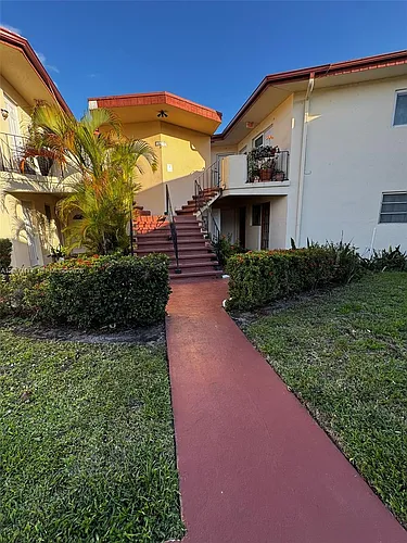 1601 NE Miami Gardens Dr #103 Photo 1 1601 NE Miami Gardens Dr #103 Photo 1