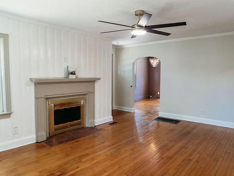 300 Osborne Dr — Photo 8