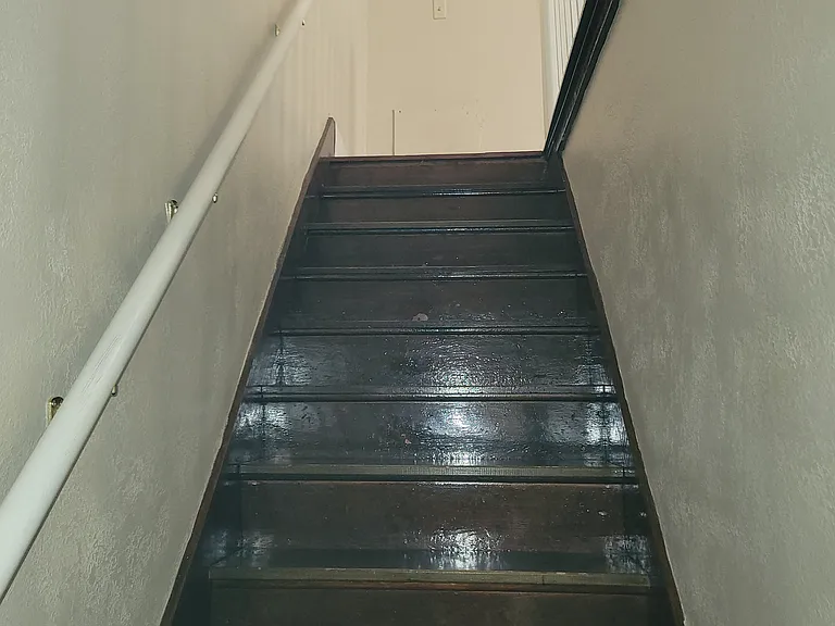 748 N Woodrow Ave — Photo 18