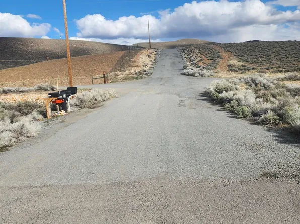330 Campo Rico Ct, Sparks, NV 89441