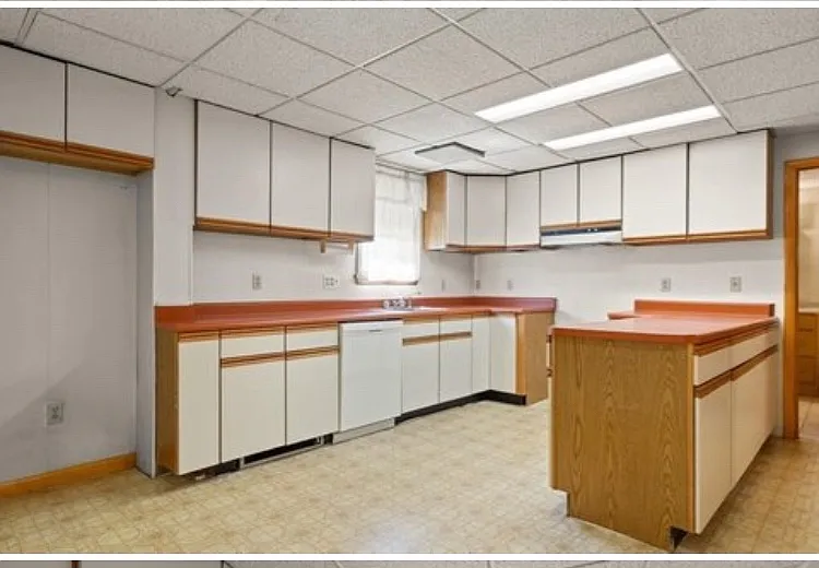 12 Highland Ave — Photo 3