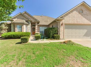 11401 Leslie Beachler Ln, Midwest City, OK 73130