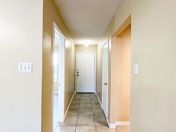 2nd image of 4107 Waterproof Dr