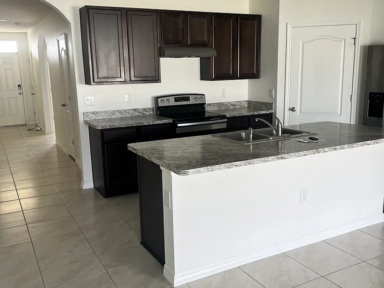 397 Corso Loop — Photo 21