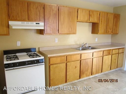 4th image of 8261 Streng Ave