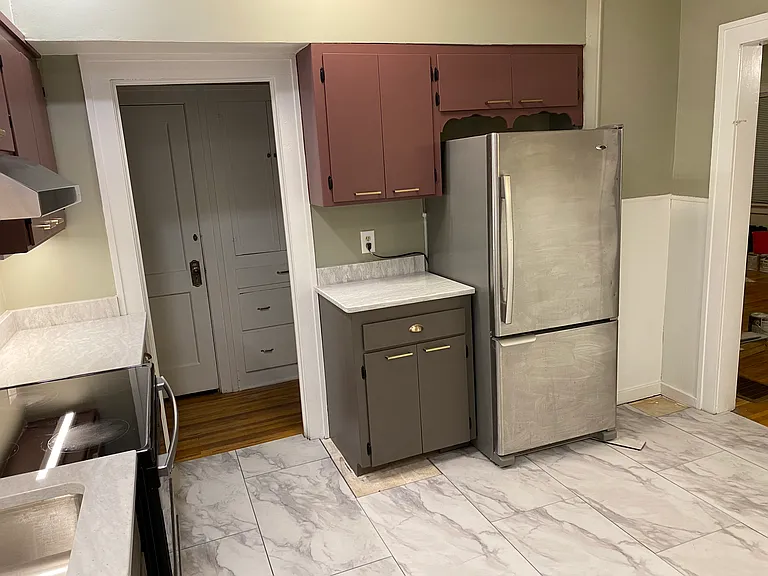 753 N Porter Ave — Photo 3