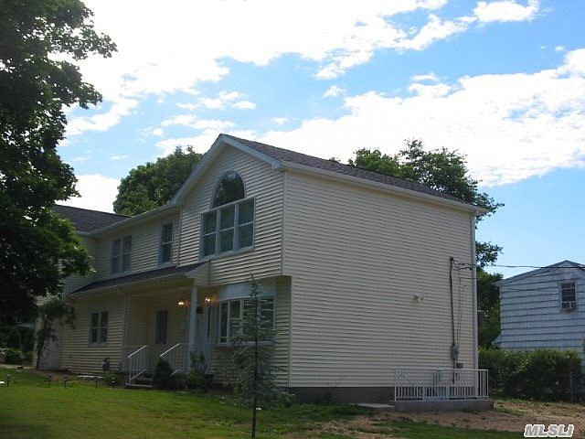 2nd image of 151 Nassau Dr
