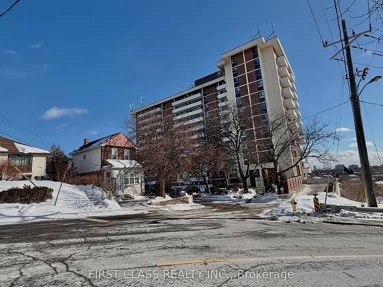 541 Blackthorn Ave #1415 — Photo 3
