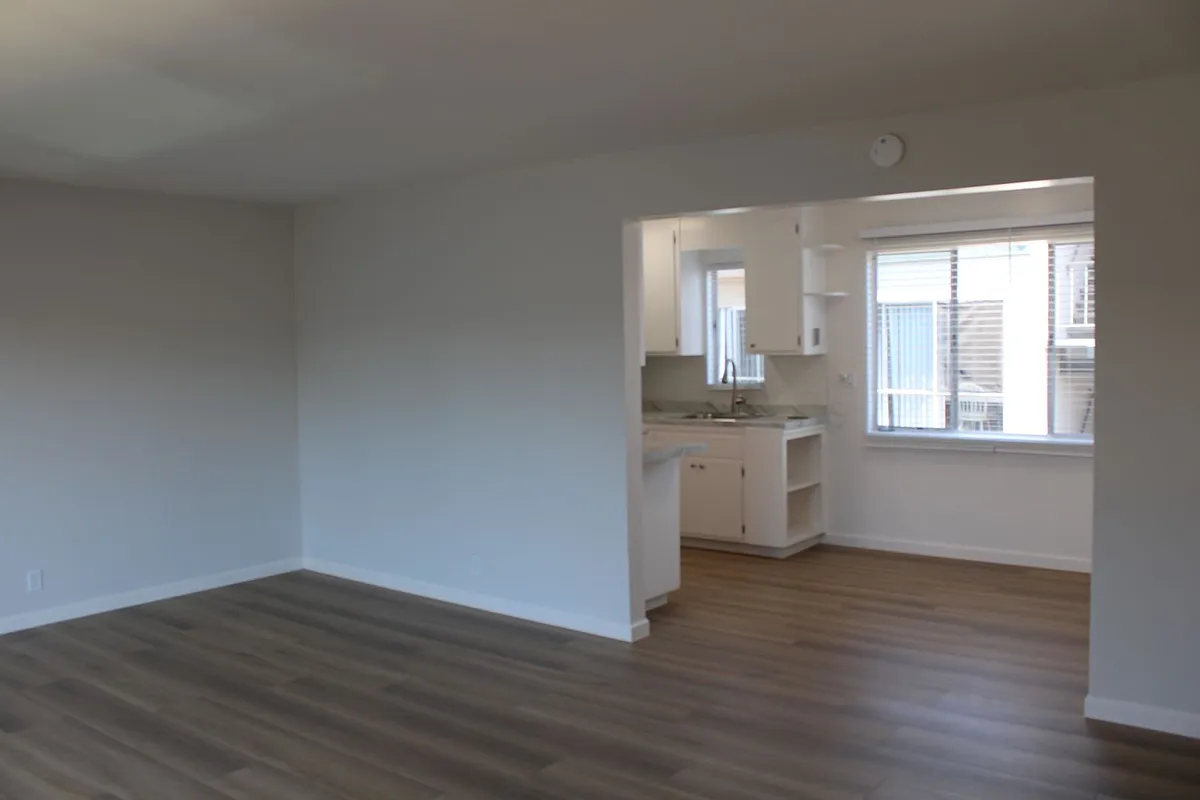 Building Photo - 400 Orange St #306