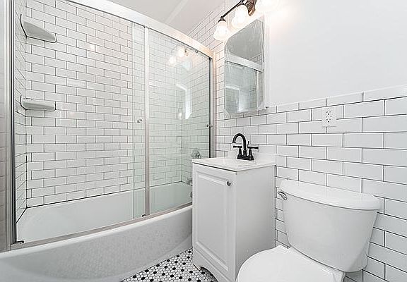 3rd image of 25-15 32nd St #4