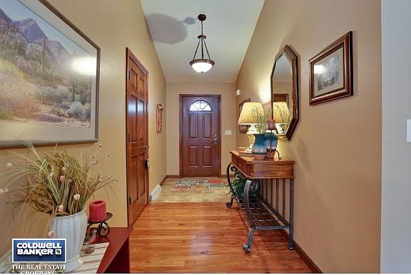 Welcome to a beautiful condo