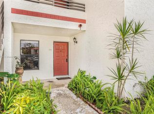 1134 N Hiatus Rd #1134, Pembroke Pines, FL 33026