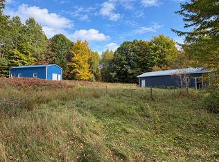 2102 Highland Springs Dr, South Boardman, MI 49680