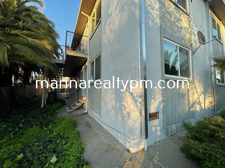 114 Carolina St #B — Photo 22