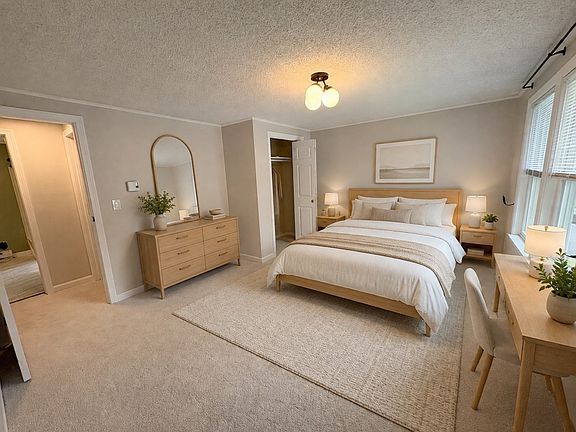 4th image of 270 Sunderland Rd APT 23
