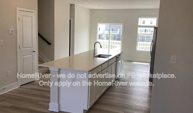 1419 Lake Geneva Dr — Photo 15