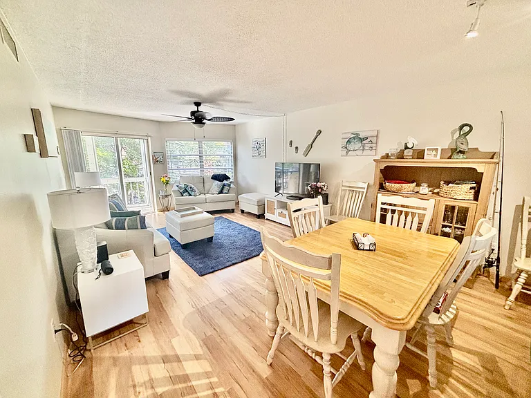 1215 S Portofino Dr #202 — Photo 13