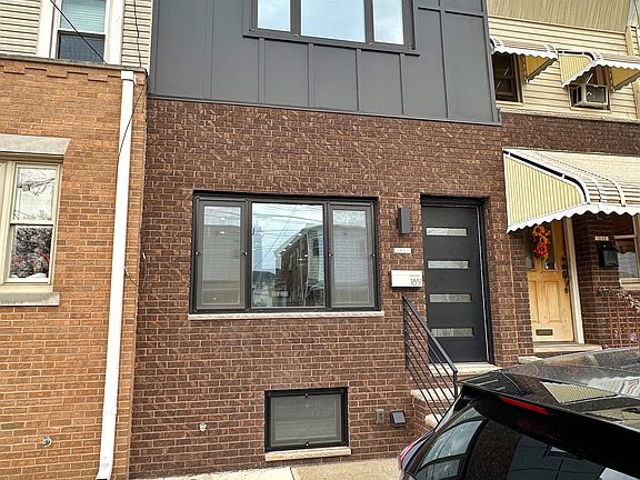2nd image of 1851 Roseberry St