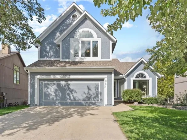 21514 W 54th St, Shawnee, KS 66226