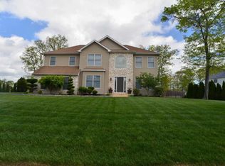 15 Orsaf Ln, Bayville, NJ 08721