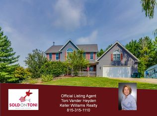 8908 N Barker Rd, Byron, IL 61010