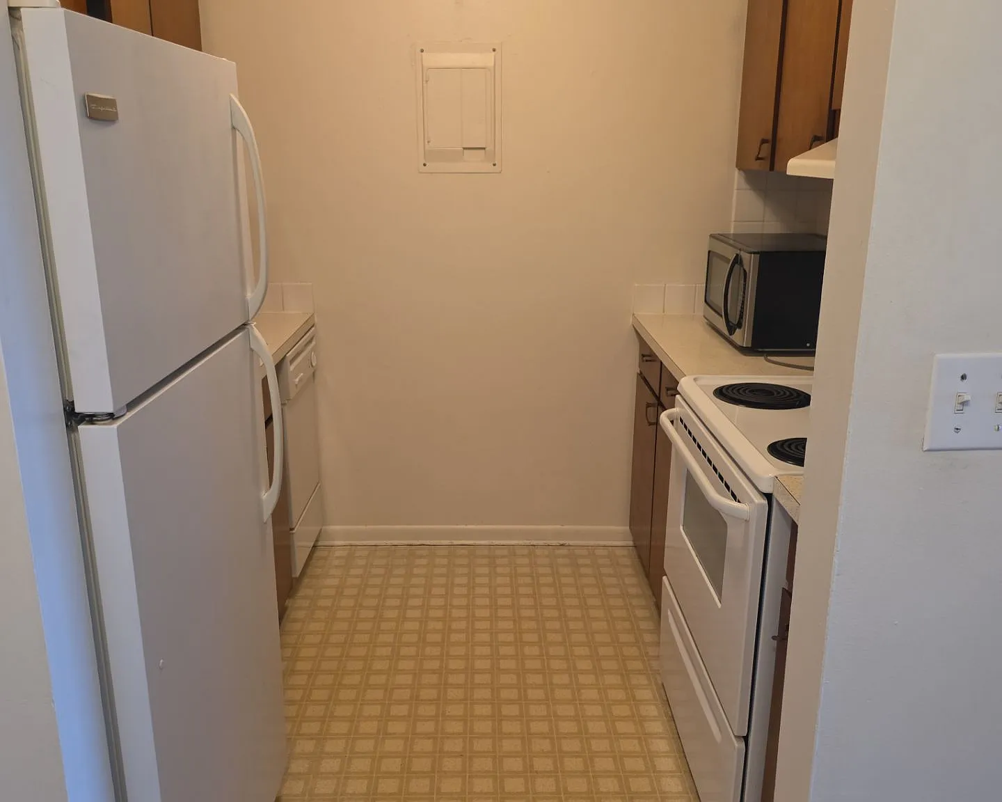 802 Ruth Ann Drive - 13A — Photo 2