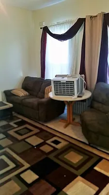 Rented by Lilia Anastasiadis, LREB | media 21