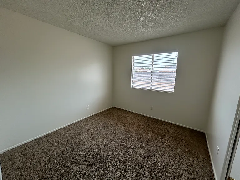 2060 W Peralta Ave — Photo 11
