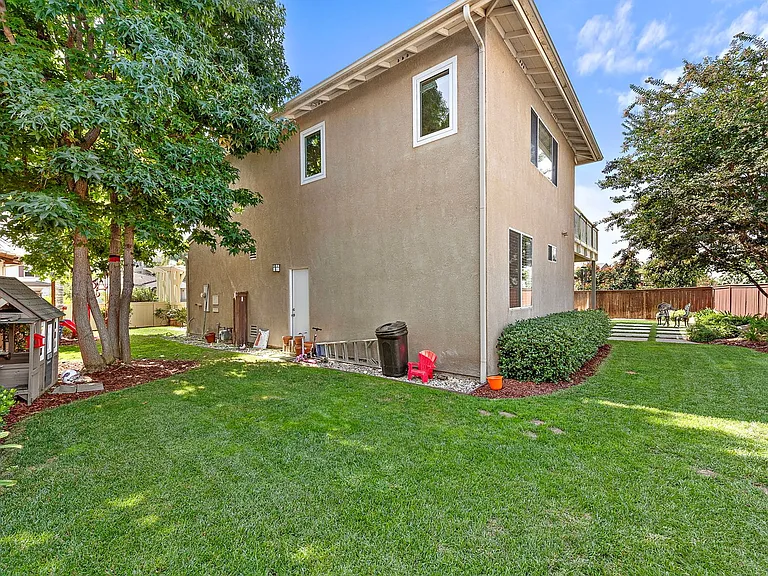 1785 Clover Tree Ct — Photo 33