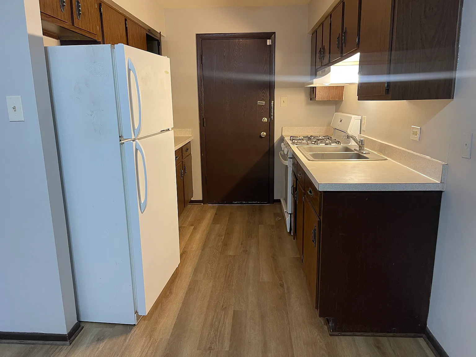 2 bed, $1,800 — Photo 2
