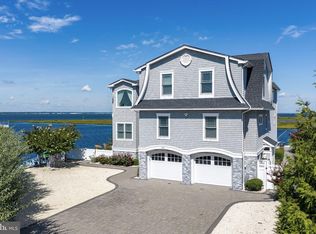 201 Nautilus Dr, Beach Haven, NJ 08008