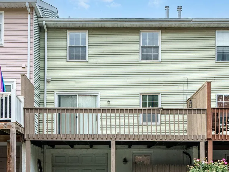 132 E Green Valley Cir — Photo 24