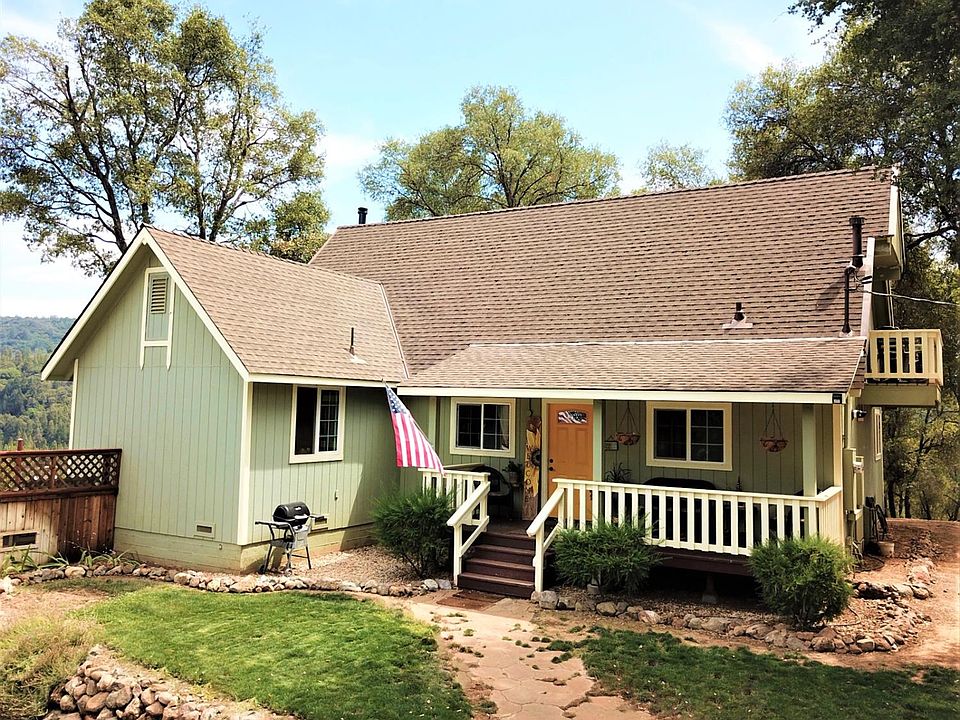 1st image of 19280 Cedar Pines Dr