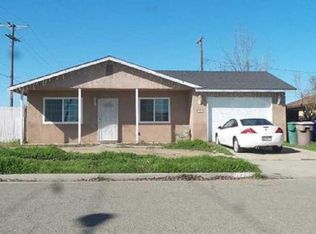 11488 Manzanita St, Armona, CA 93202