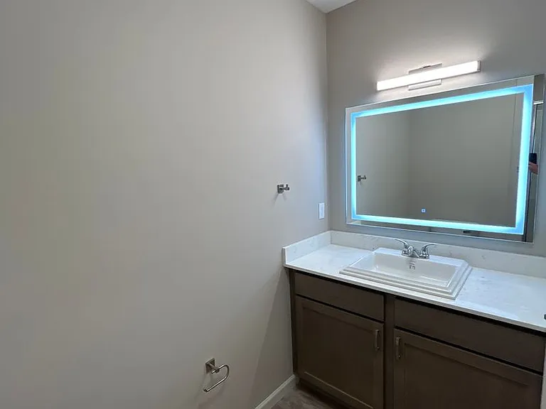 Plaza 93 Apartments — Photo 109
