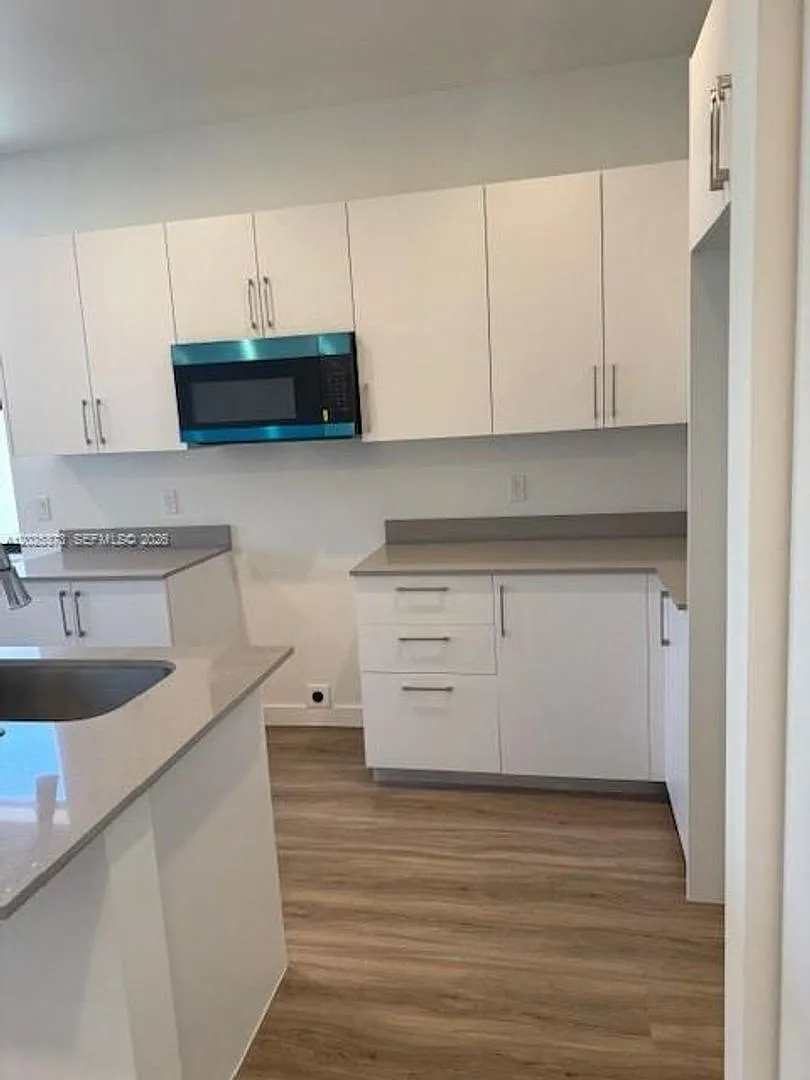 152 NW 10th Terrace 152 D, Florida City, FL 33034 — Photo 1