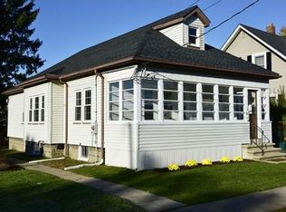 8 Palmer Ave, Peabody, MA 01960