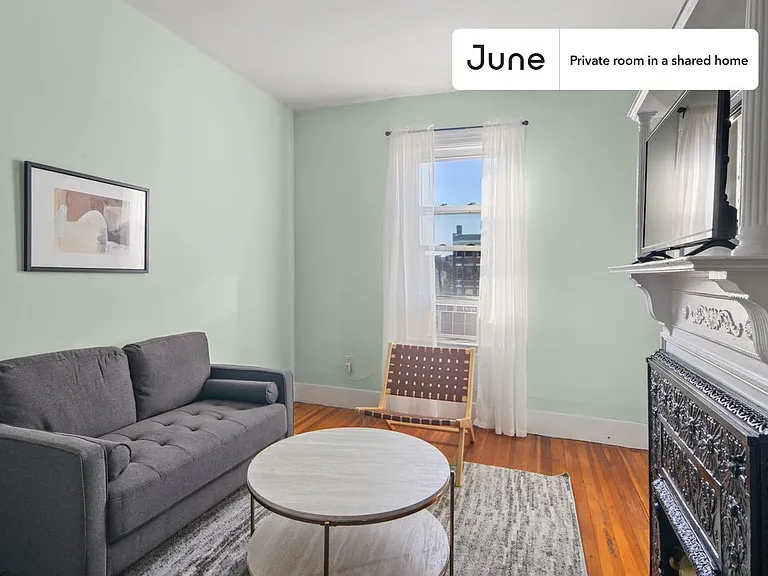 11 Linden St #D — Photo 4