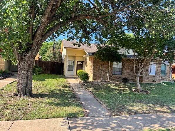 614 Canterbury St, Euless, TX 76039