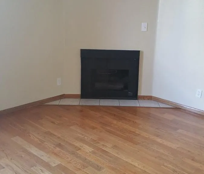 3125 S Canfield Ave #106 — Photo 1