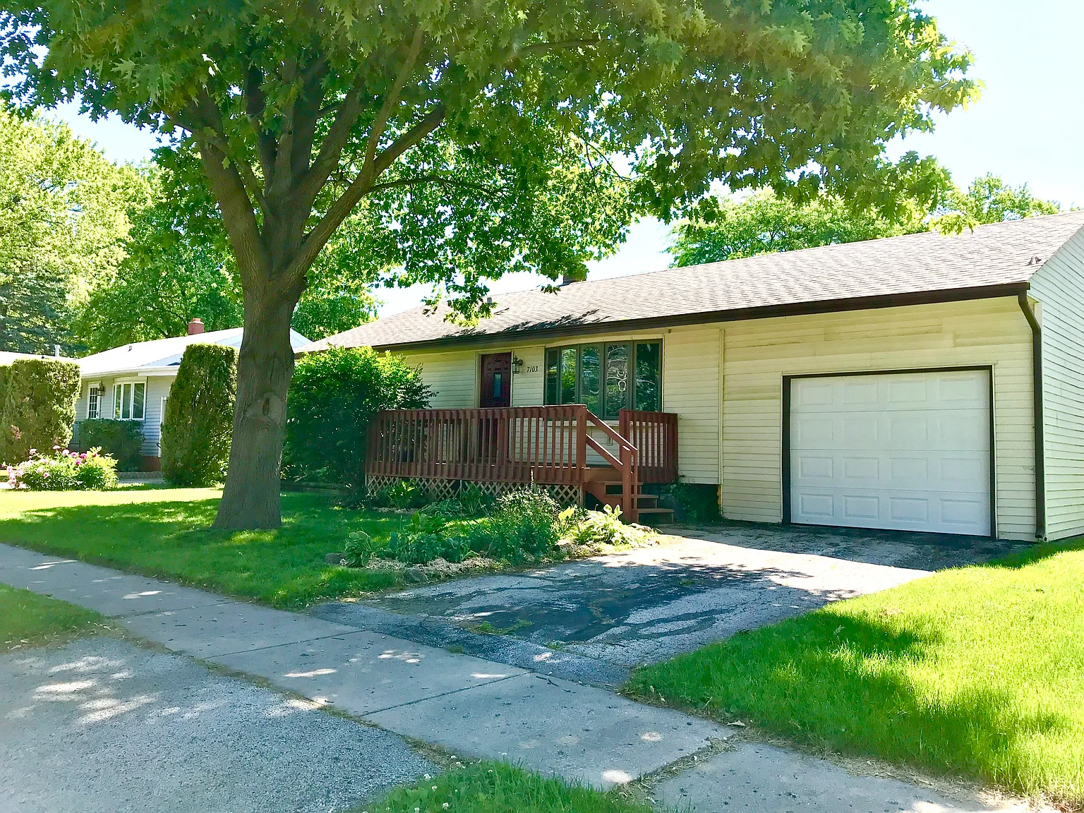 7103 Mildred Rd — Photo 1