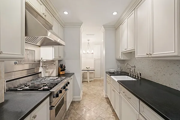 Sold by Douglas Elliman | media 4
